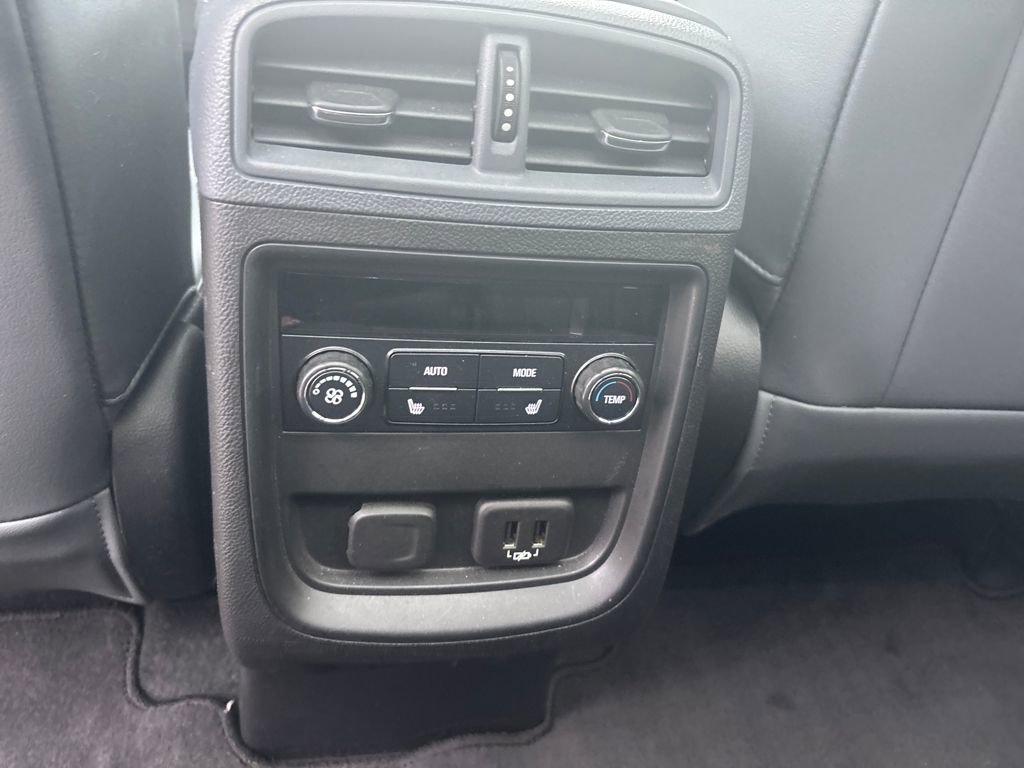 Used 2020 Buick Envision Essence w/ Experience Buick Package image 33