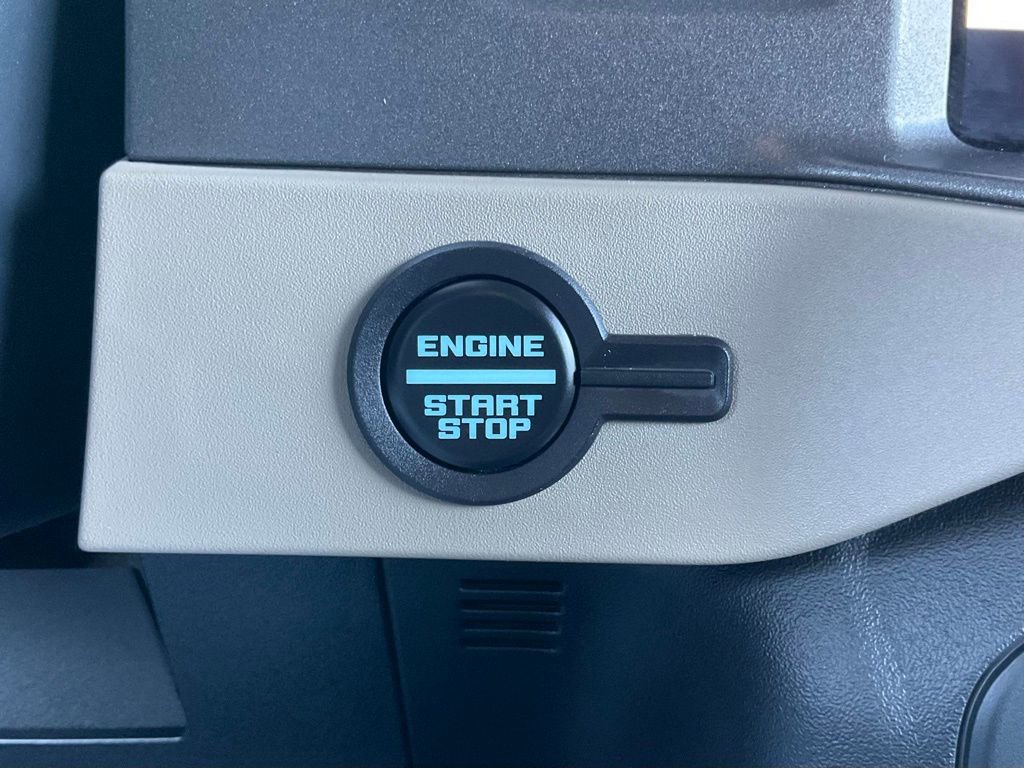 Used 2025 Ford Bronco Big Bend image 29