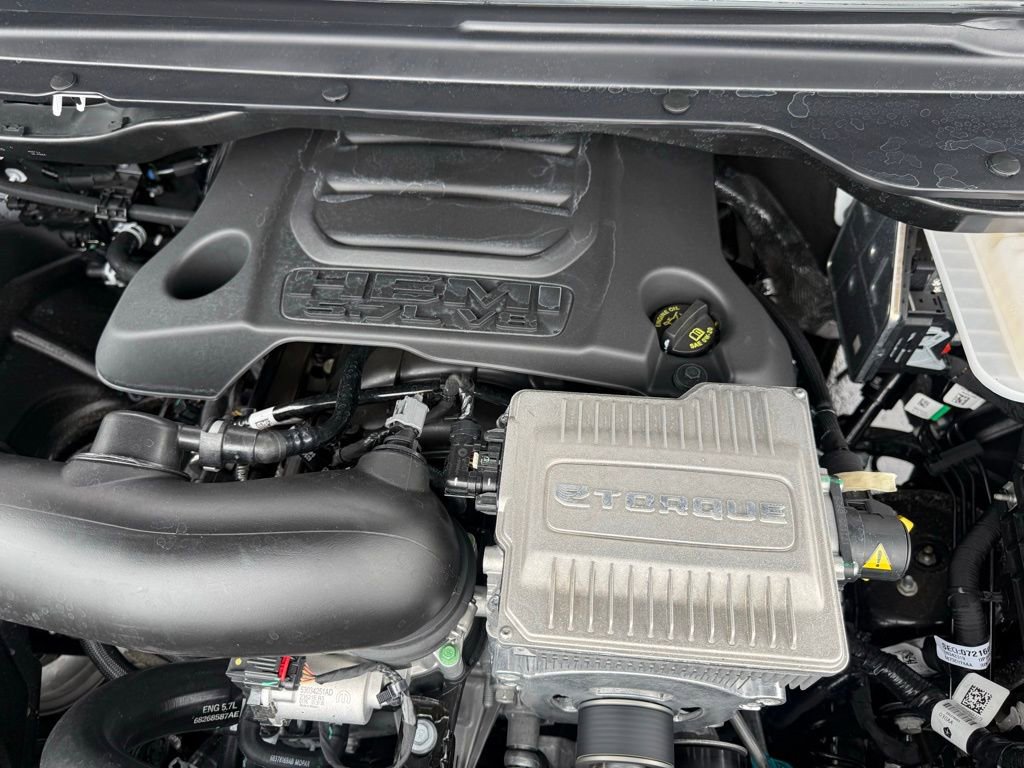 New 2026 RAM 1500 Big Horn AWD/4WD image 11