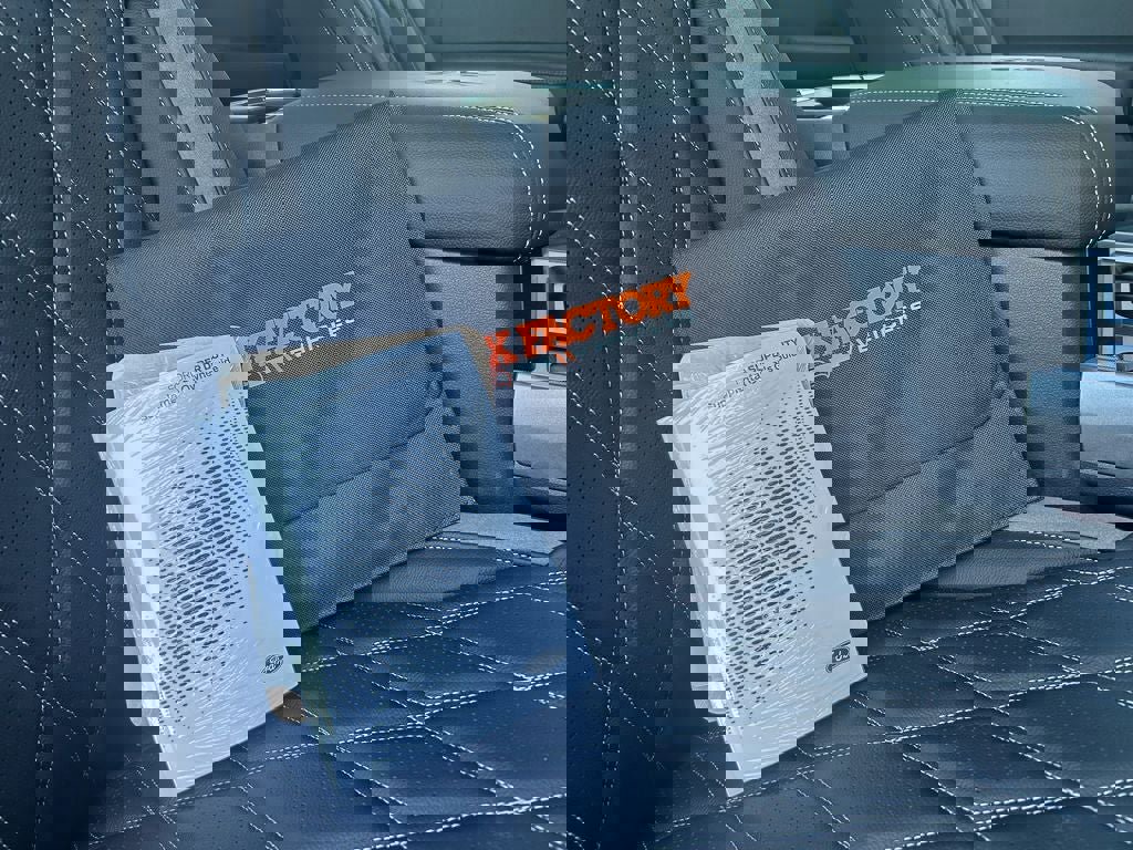 New 2026 Ford F250 Lariat w/ Black Appearance Package image 42