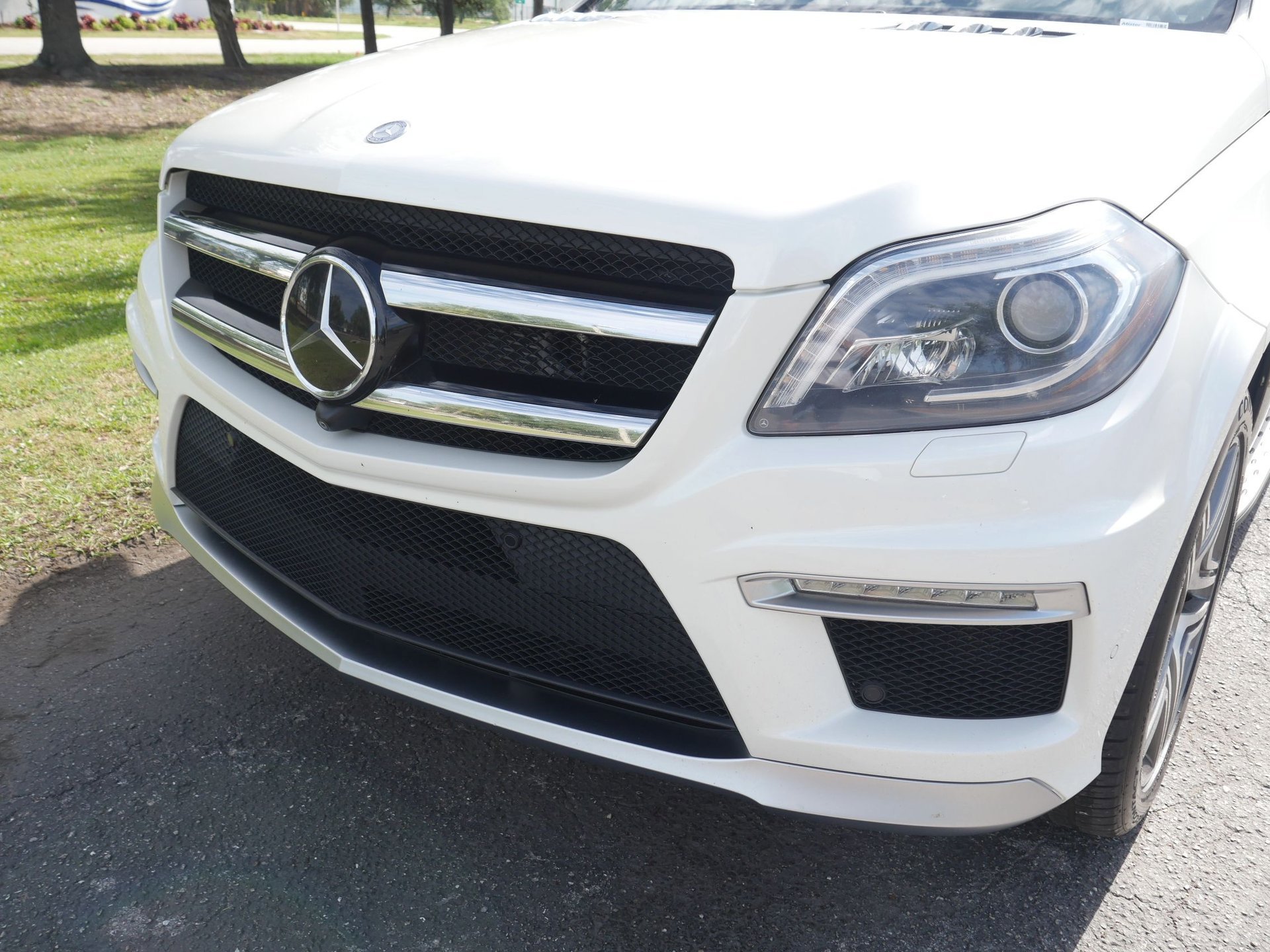 Used 2014 Mercedes-Benz GL 63 AMG 4MATIC image 25