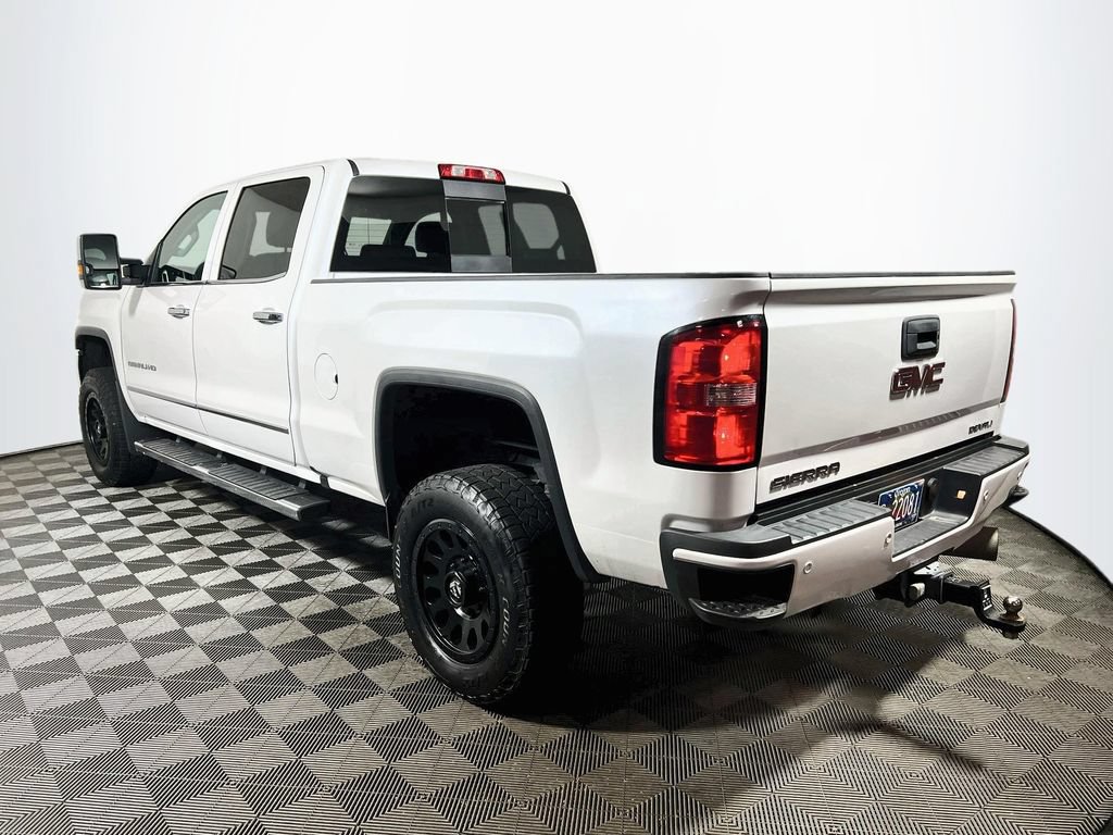 Used 2018 GMC Sierra 2500 Denali AWD/4WD image 5