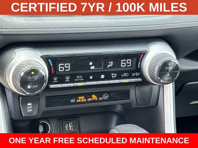 Used 2025 Toyota RAV4 LE AWD/4WD image 21