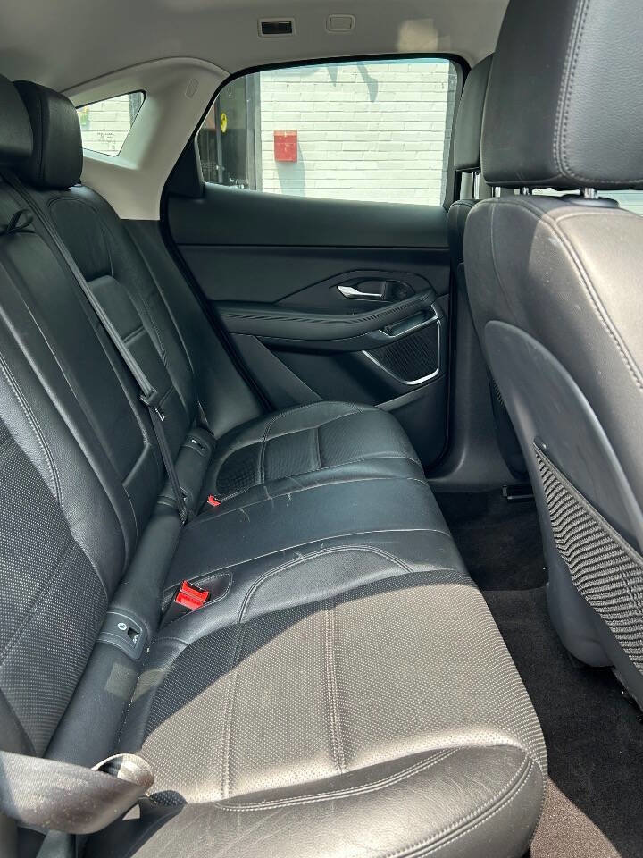 Used 2018 Jaguar E-PACE S image 12