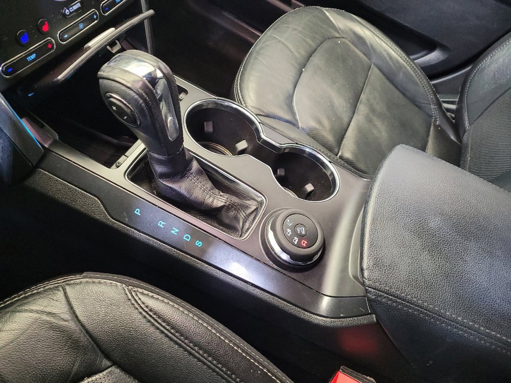 Used 2018 Ford Explorer Limited w/ Equipment Group 301A AWD/4WD image 26