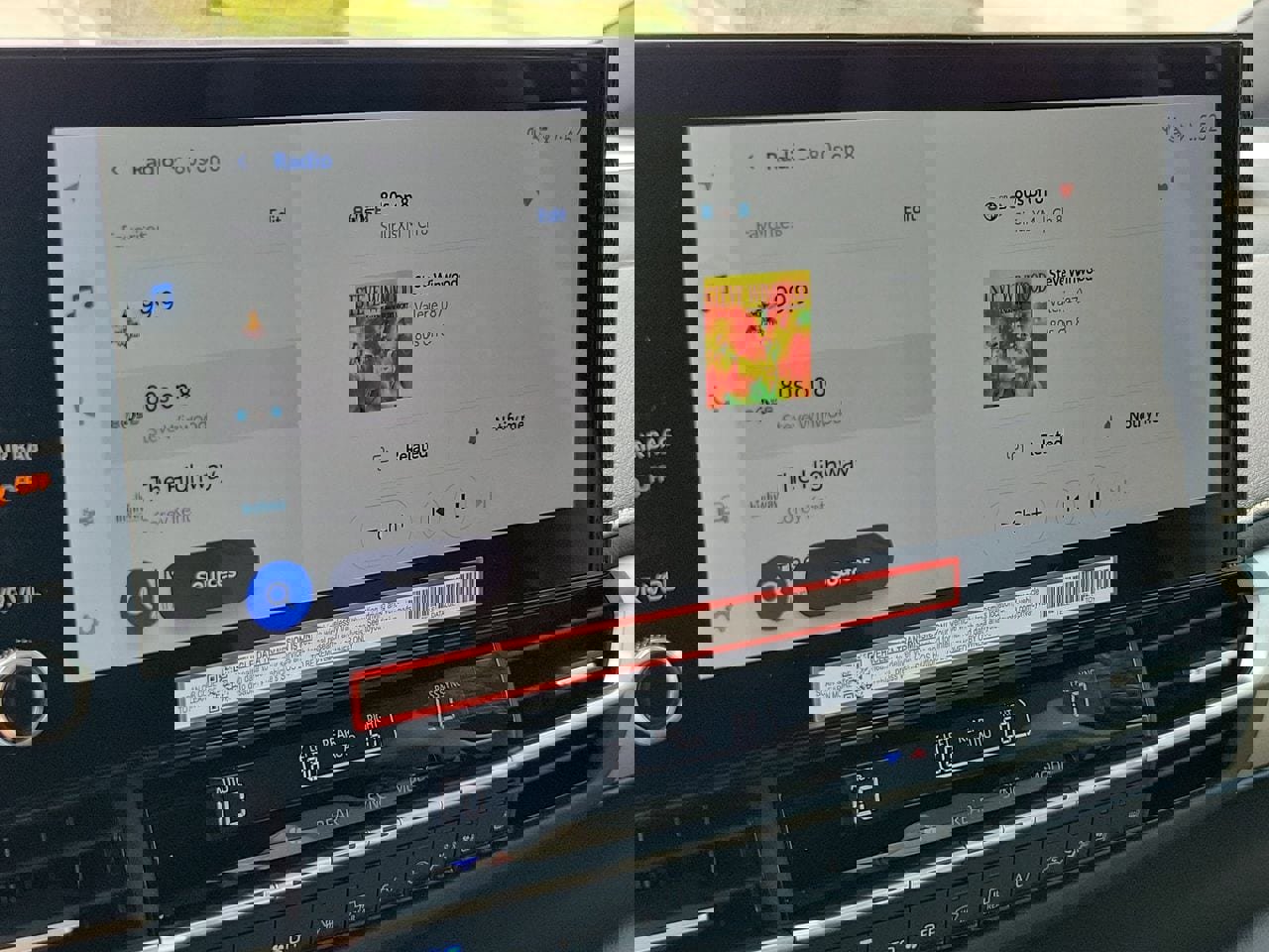 New 2026 Toyota Sienna Limited image 26