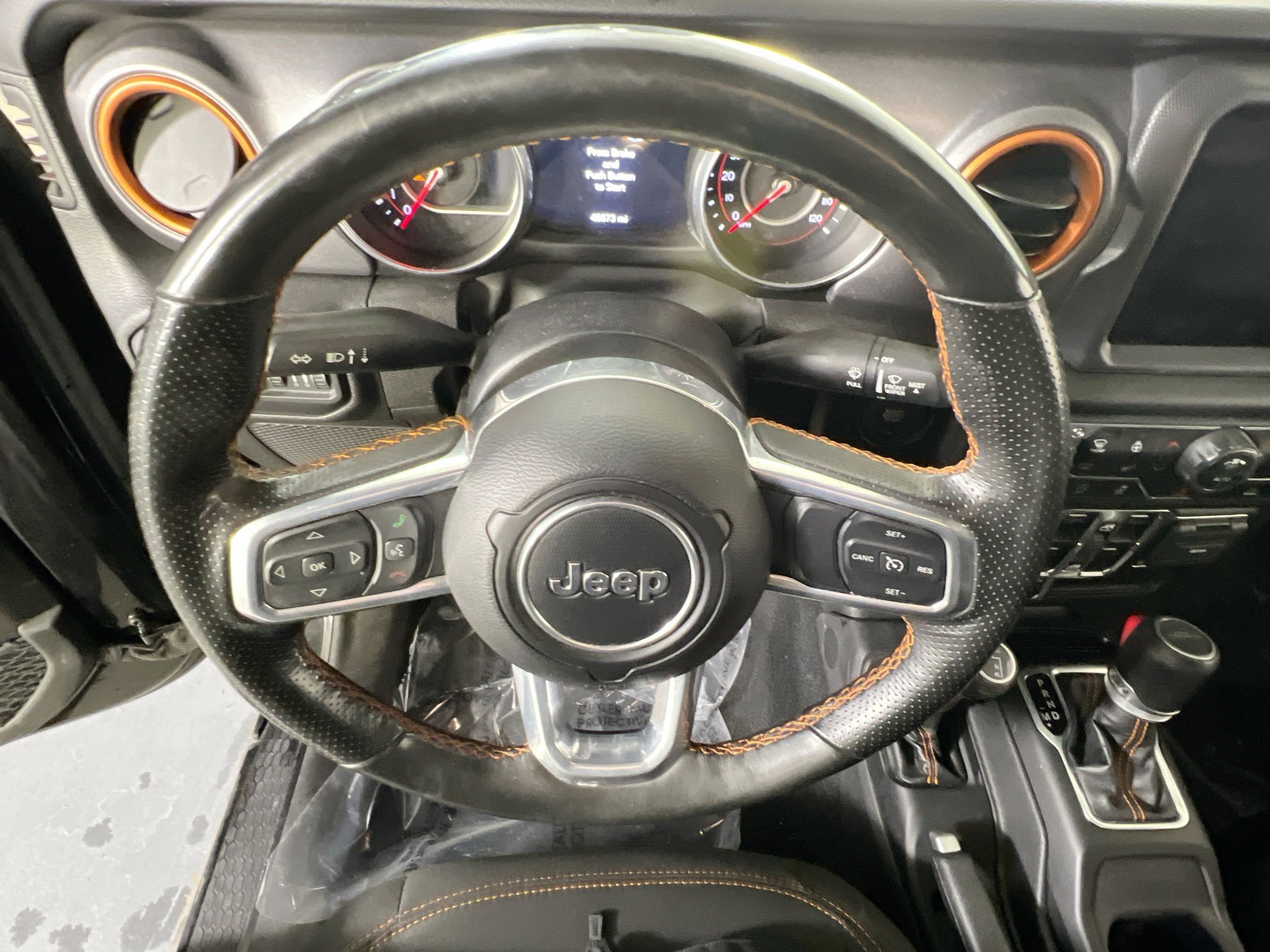 Used 2022 Jeep Gladiator Mojave w/ Cold Weather Group AWD/4WD image 11