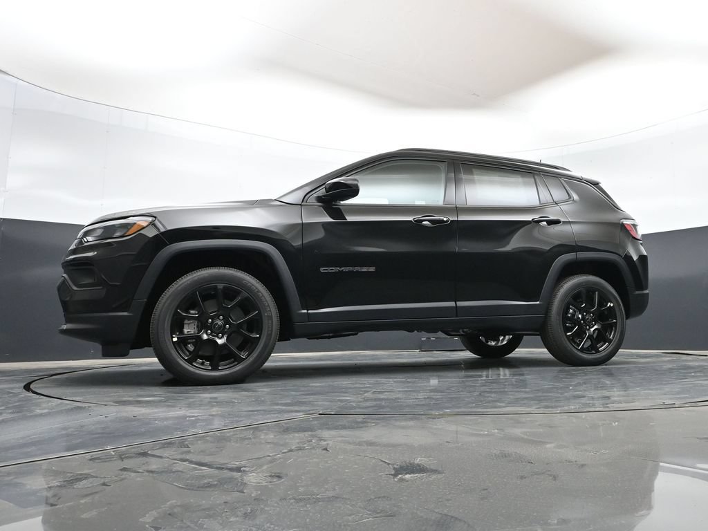 New 2026 Jeep Compass Latitude AWD/4WD image 45