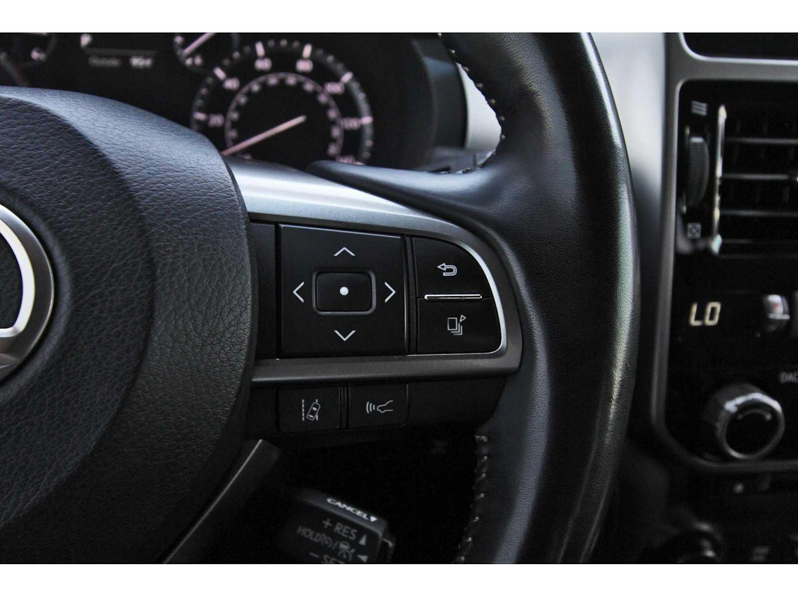 Used 2023 Lexus GX 460 Premium w/ Premium Package AWD/4WD image 17