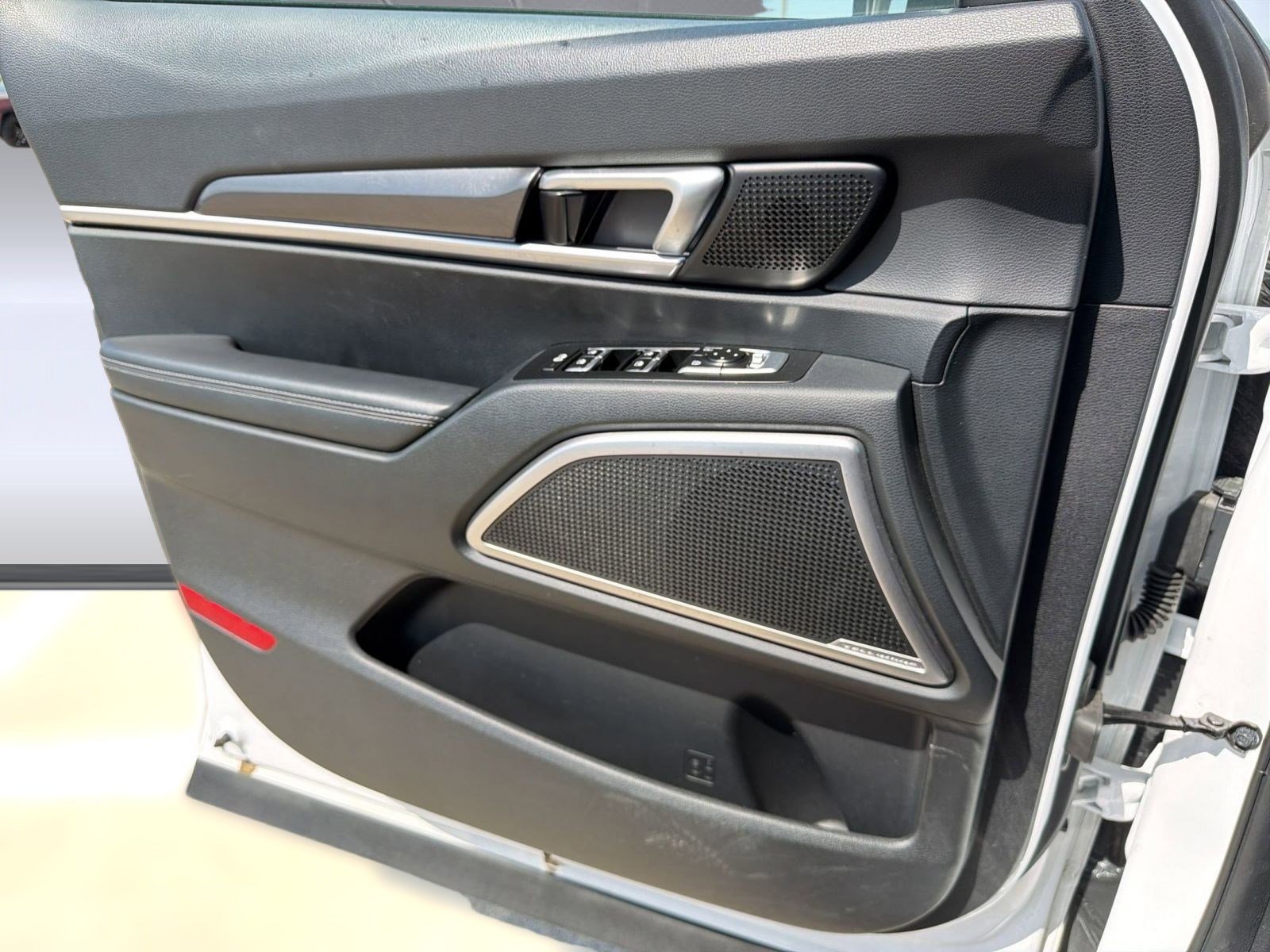 Used 2025 Kia Telluride S image 22