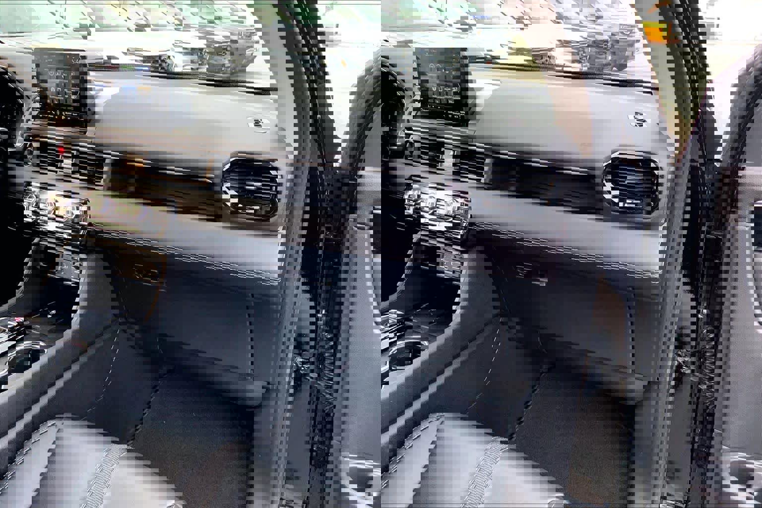 Used 2023 Honda Pilot Touring image 19