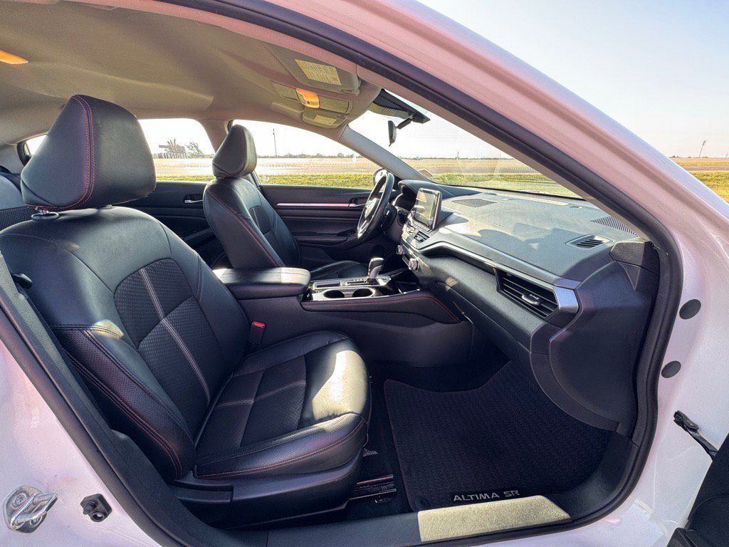 Used 2023 Nissan Altima 2.5 SR image 15