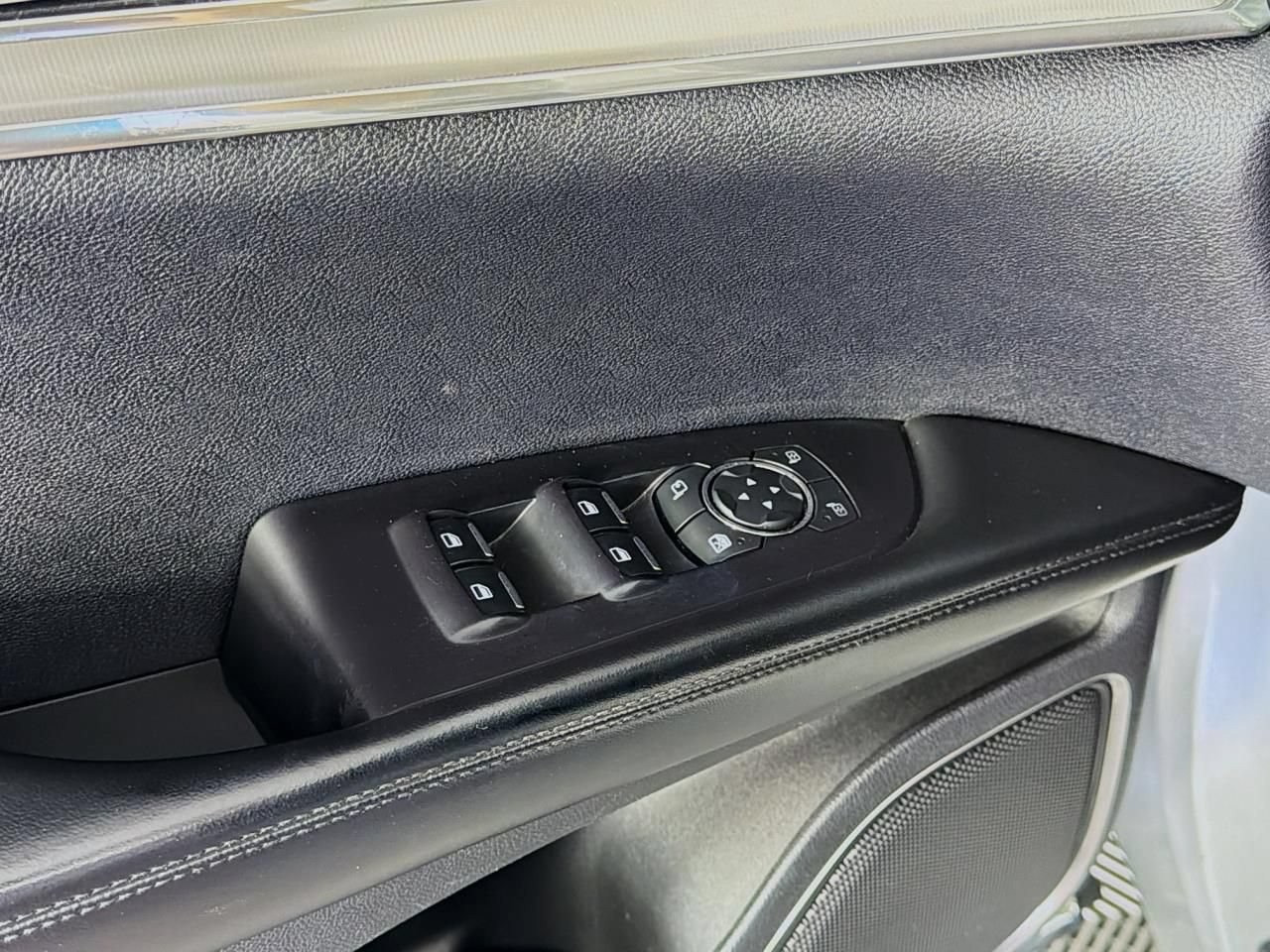 Used 2017 Lincoln MKX Select w/ MKX Climate Package AWD/4WD image 20