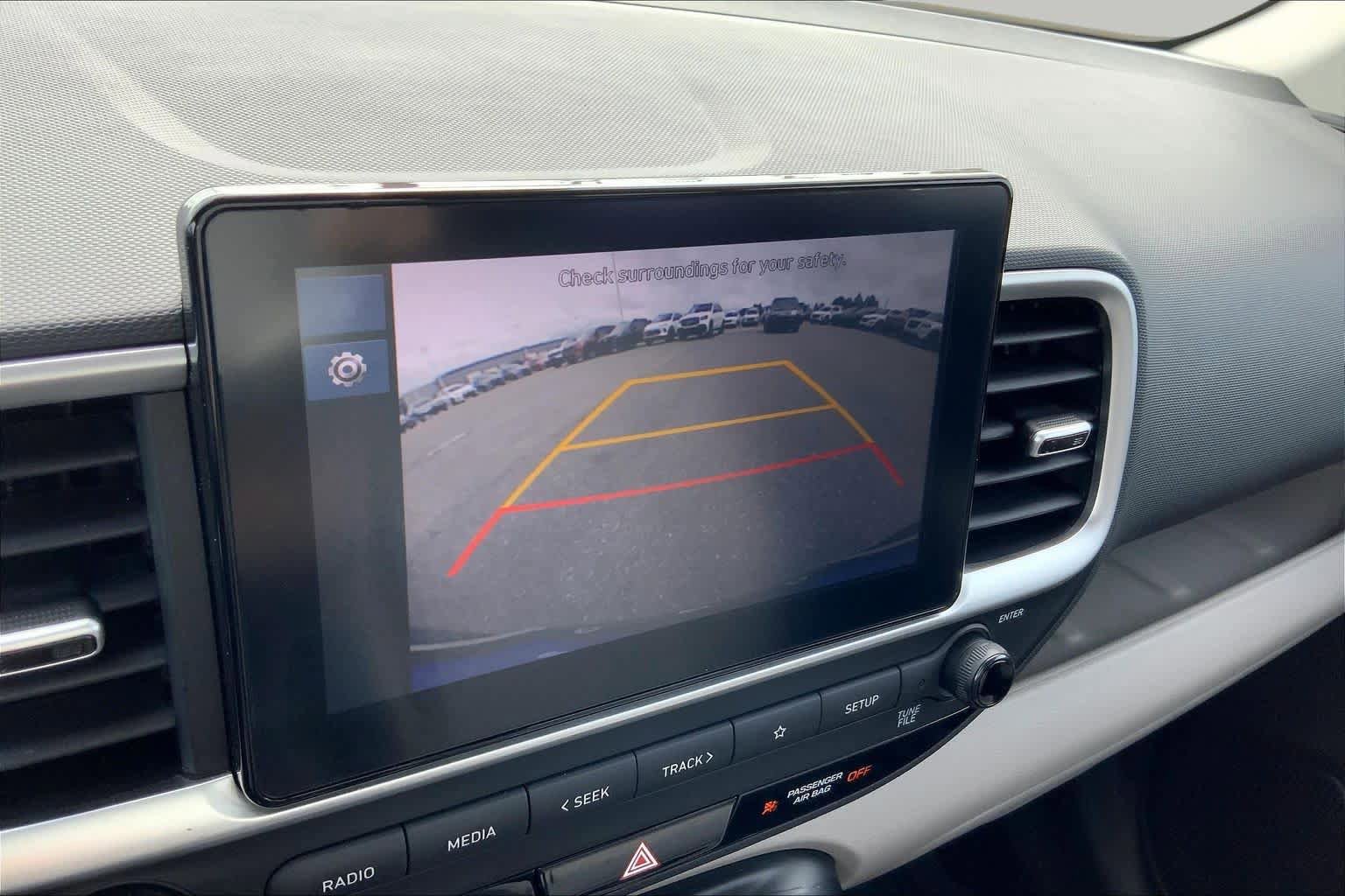 Used 2023 Hyundai Venue SEL FWD image 26
