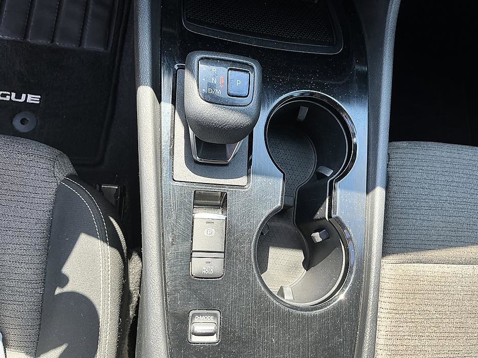Used 2021 Nissan Rogue S FWD image 19