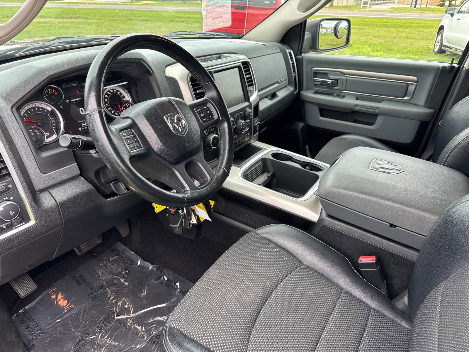 Used 2017 RAM 1500 Lone Star image 21