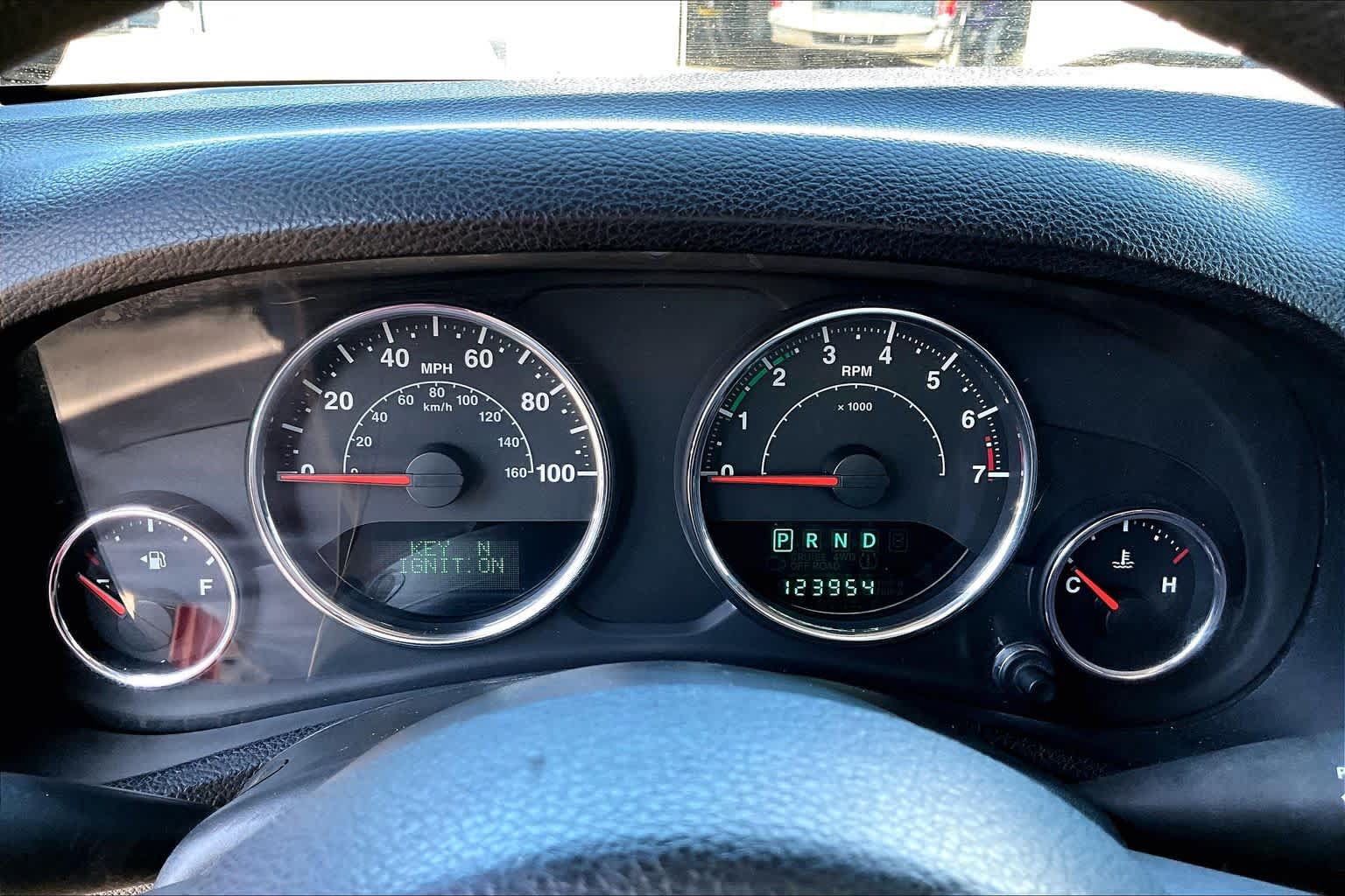 Used 2013 Jeep Wrangler Sport w/ Connectivity Group AWD/4WD image 26