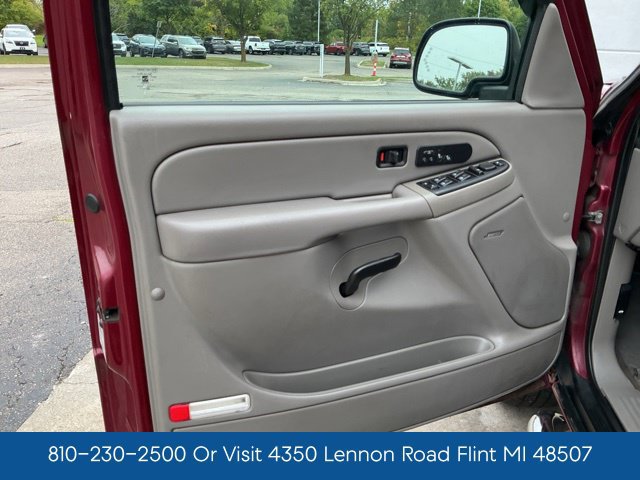 Used 2006 Chevrolet Avalanche Z71 w/ Sun And Sound Package AWD/4WD image 16