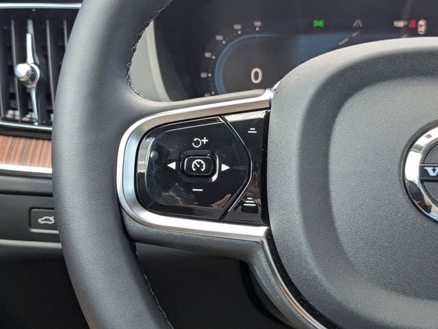 New 2024 Volvo XC60 T8 Plus w/ Protection Package Premier image 33