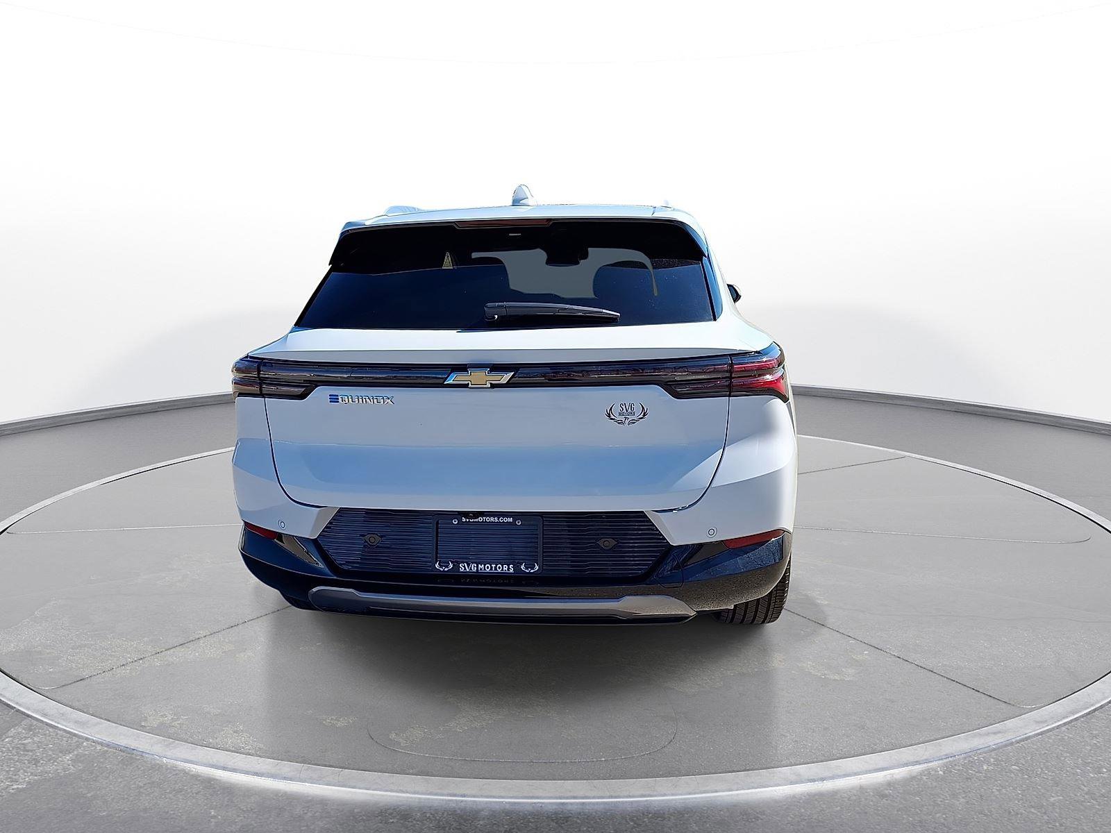 Used 2024 Chevrolet Equinox EV LT image 7