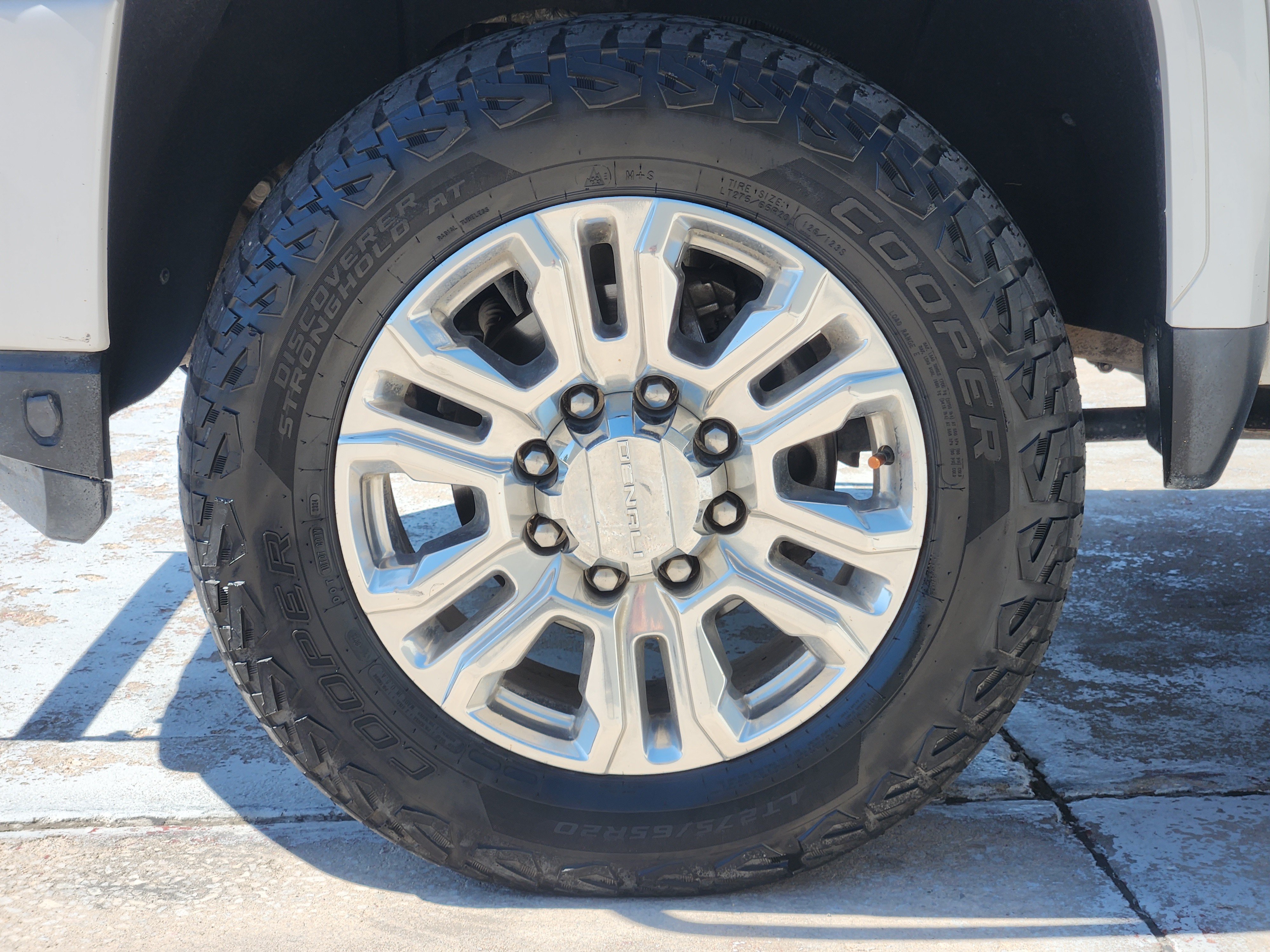 Used 2020 GMC Sierra 3500 Denali w/ Denali Ultimate Package AWD/4WD image 14