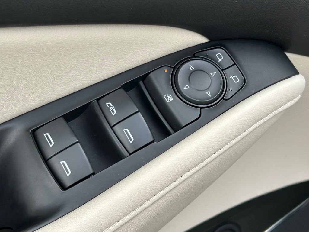 Used 2023 Buick Enclave Essence w/ Experience Buick Package image 66