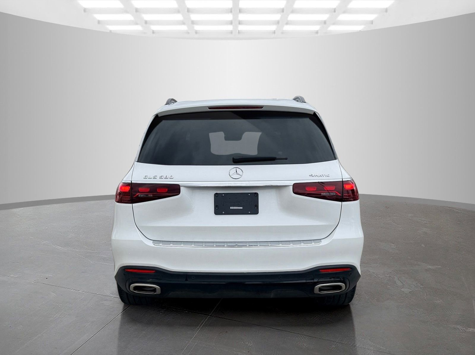 Used 2026 Mercedes-Benz GLS 580 4MATIC image 6