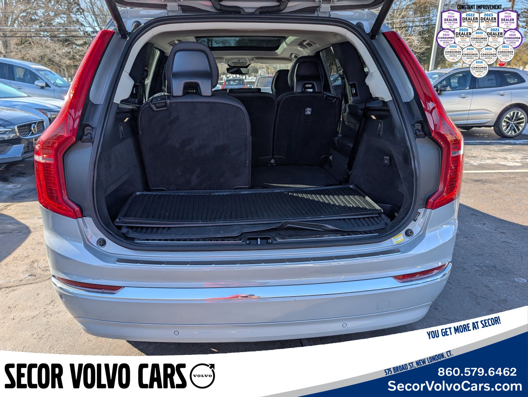Certified 2024 Volvo XC90 T8 Plus w/ Protection Package Premier image 25