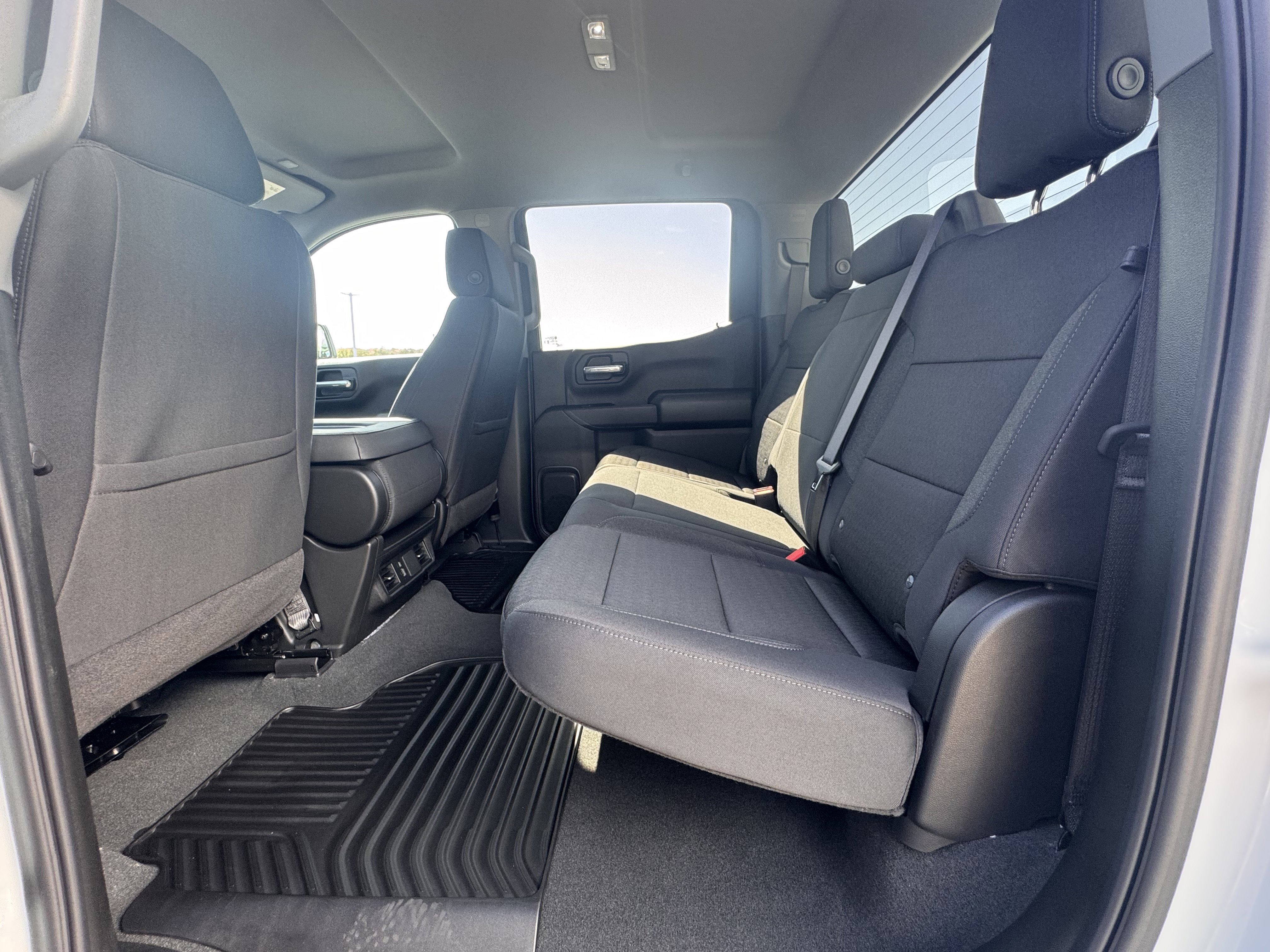 New 2025 Chevrolet Silverado 1500 Custom image 7