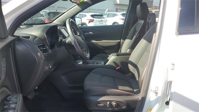 Used 2022 Chevrolet Equinox RS w/ LPO, Floor Liner Package image 5