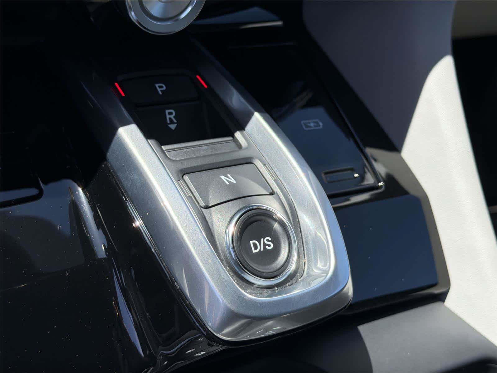 Certified 2023 Acura MDX w/ Technology Package AWD/4WD image 19