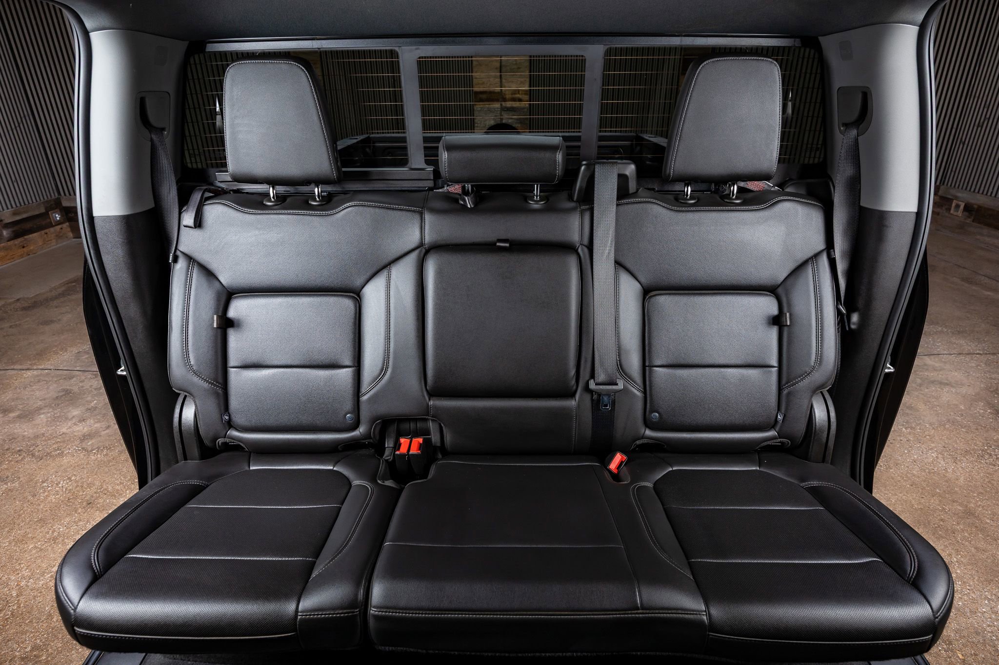 Used 2020 Chevrolet Silverado 2500 LTZ w/ LTZ Premium Package image 31