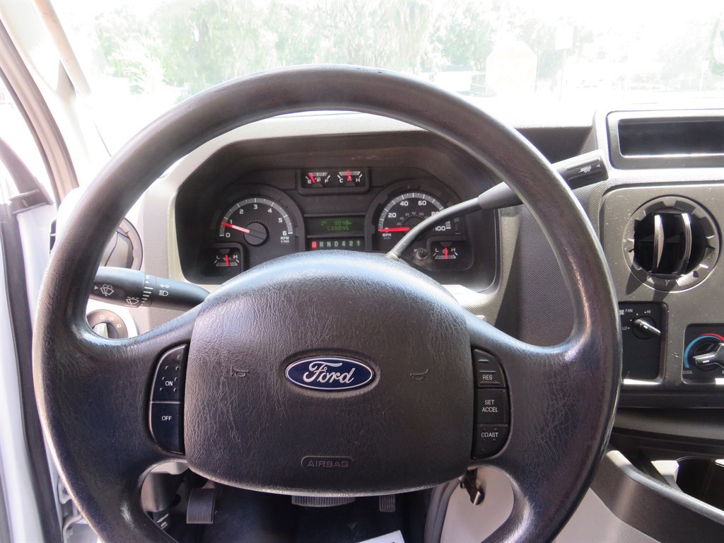 Used 2018 Ford E-350 and Econoline 350 Super Duty w/ Power Windows & Locks Group RWD image 5