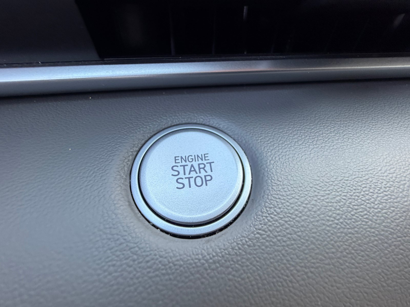 Used 2023 Hyundai Elantra SEL FWD image 30