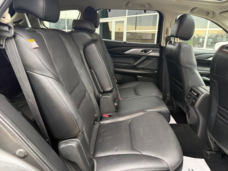 Used 2018 MAZDA CX-9 Touring w/ Touring Premium Package image 12