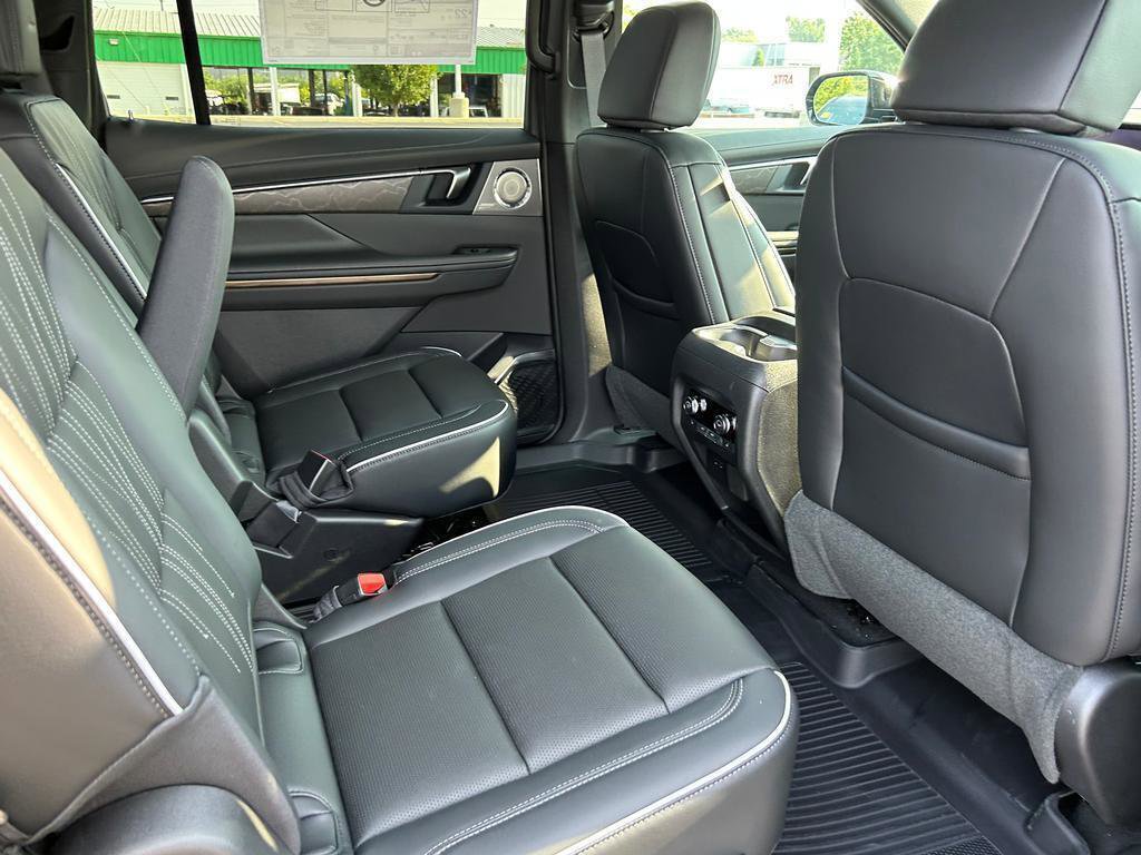 New 2026 Buick Enclave Avenir w/ Super Cruise Package image 17