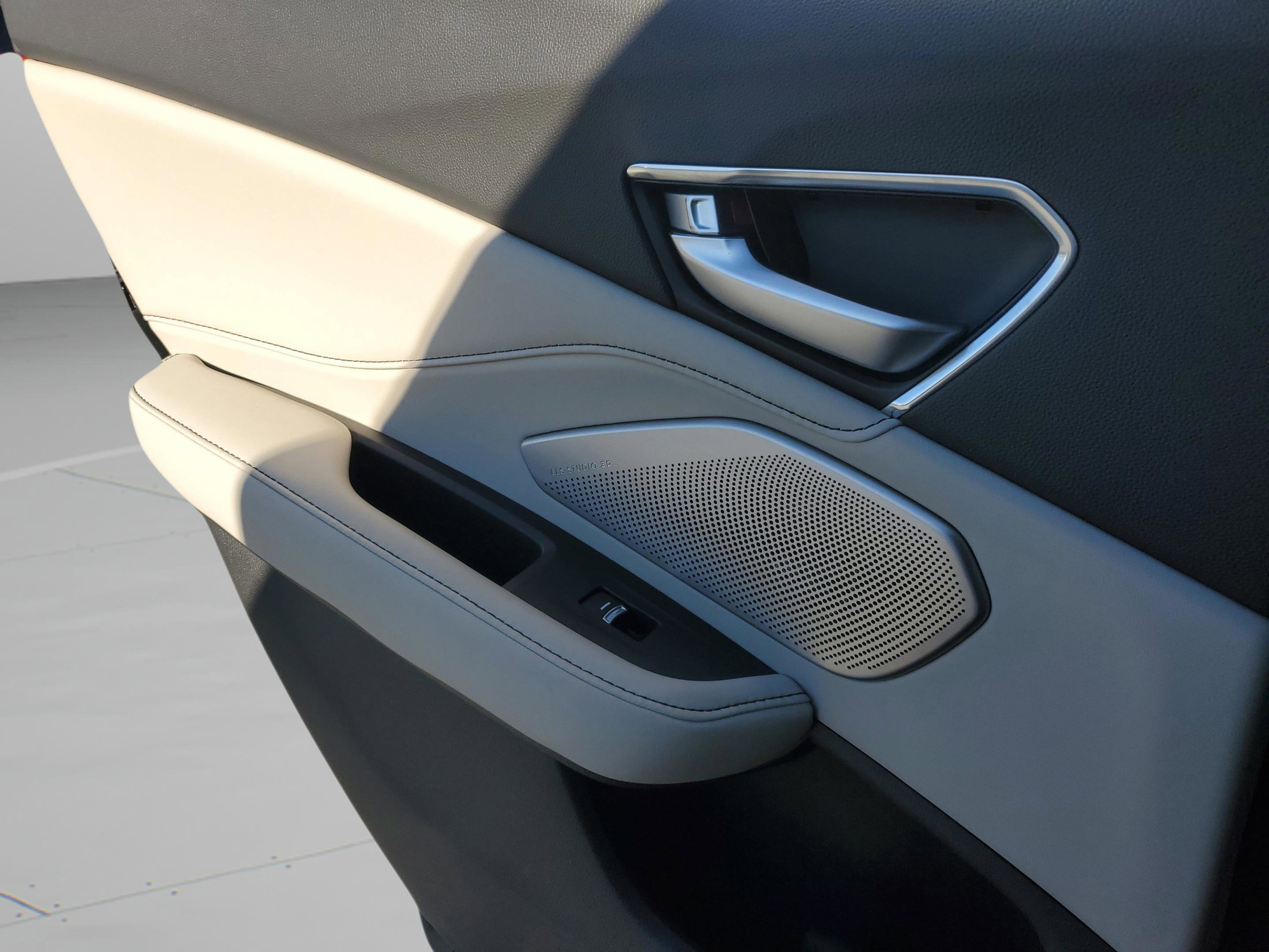 New 2026 Acura RDX SH-AWD w/ Advance Package image 16