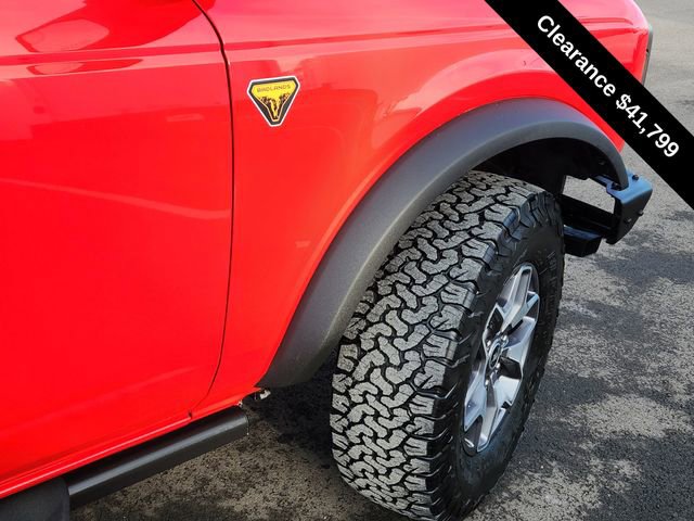 Used 2024 Ford Bronco Badlands image 15