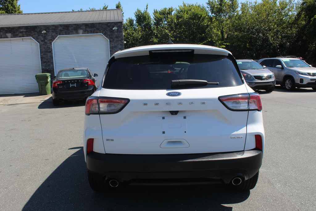 Used 2021 Ford Escape SE w/ SE Sport Appearance Package AWD/4WD image 6