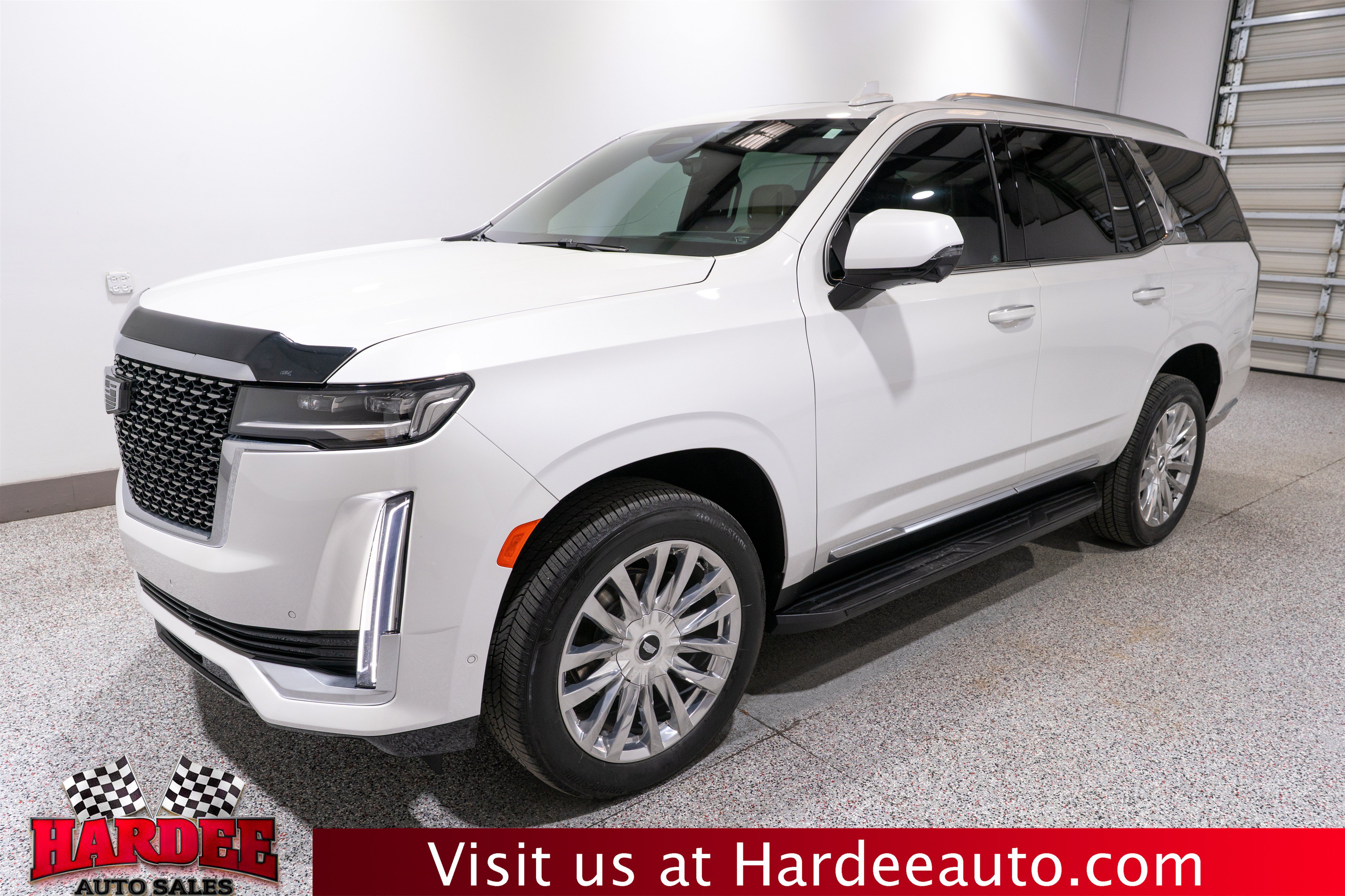 Used 2024 Cadillac Escalade Premium Luxury w/ Performance Package AWD/4WD image 2