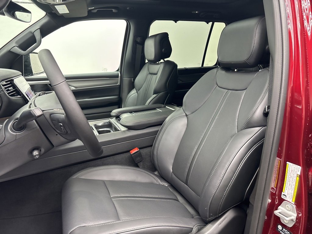 New 2025 Jeep Wagoneer Series II w/ Convenience Group I image 19