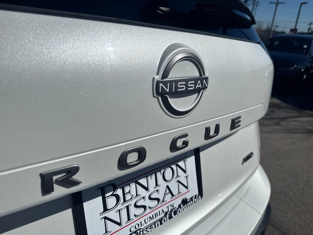 Certified 2025 Nissan Rogue S image 41