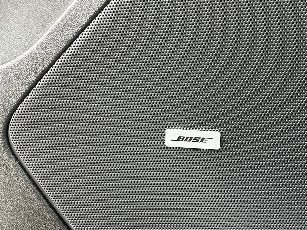 Certified 2024 Cadillac XT6 Luxury w/ LPO, Floor Liner Package AWD/4WD image 12