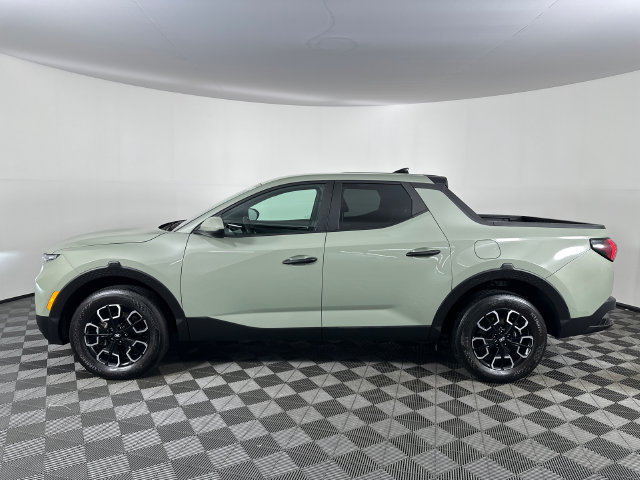 Used 2024 Hyundai Santa Cruz SE AWD/4WD image 27