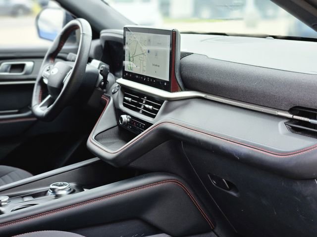 Used 2025 Ford Explorer ST-Line w/ ST-Line Street Pack image 13