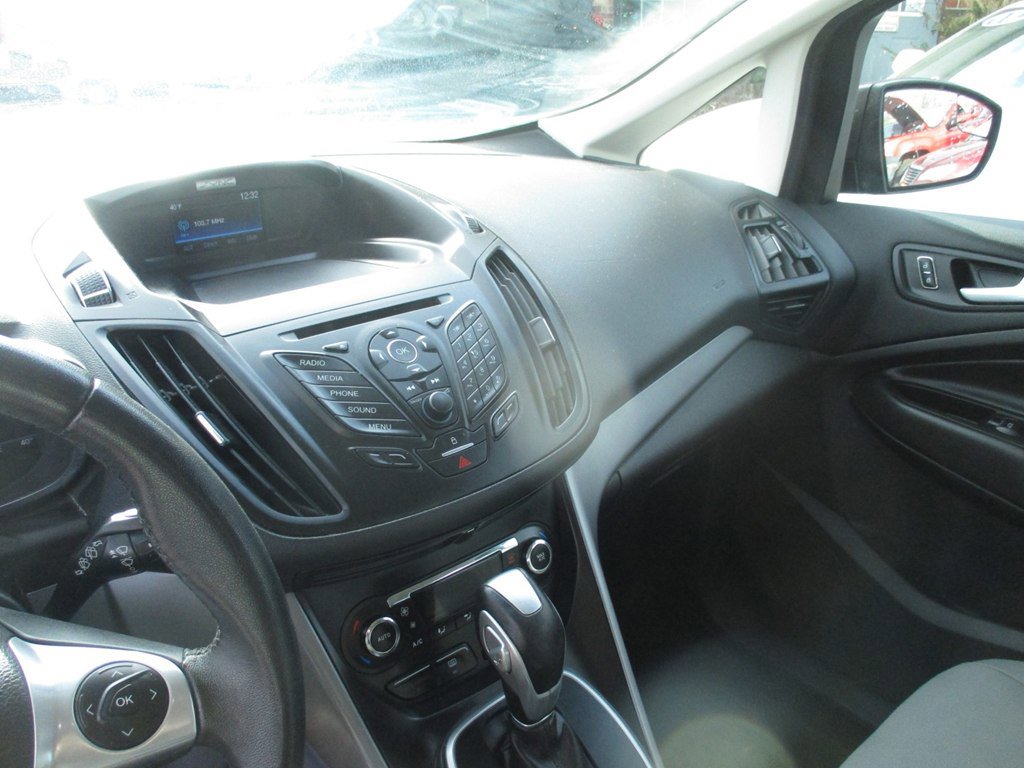 Used 2015 Ford C-MAX SE image 8