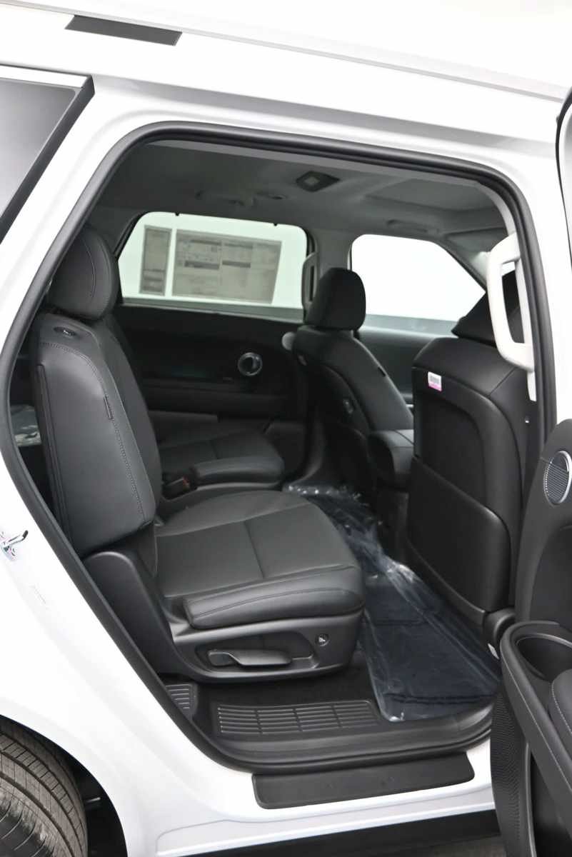 New 2026 Hyundai Palisade SEL Premium AWD/4WD image 12