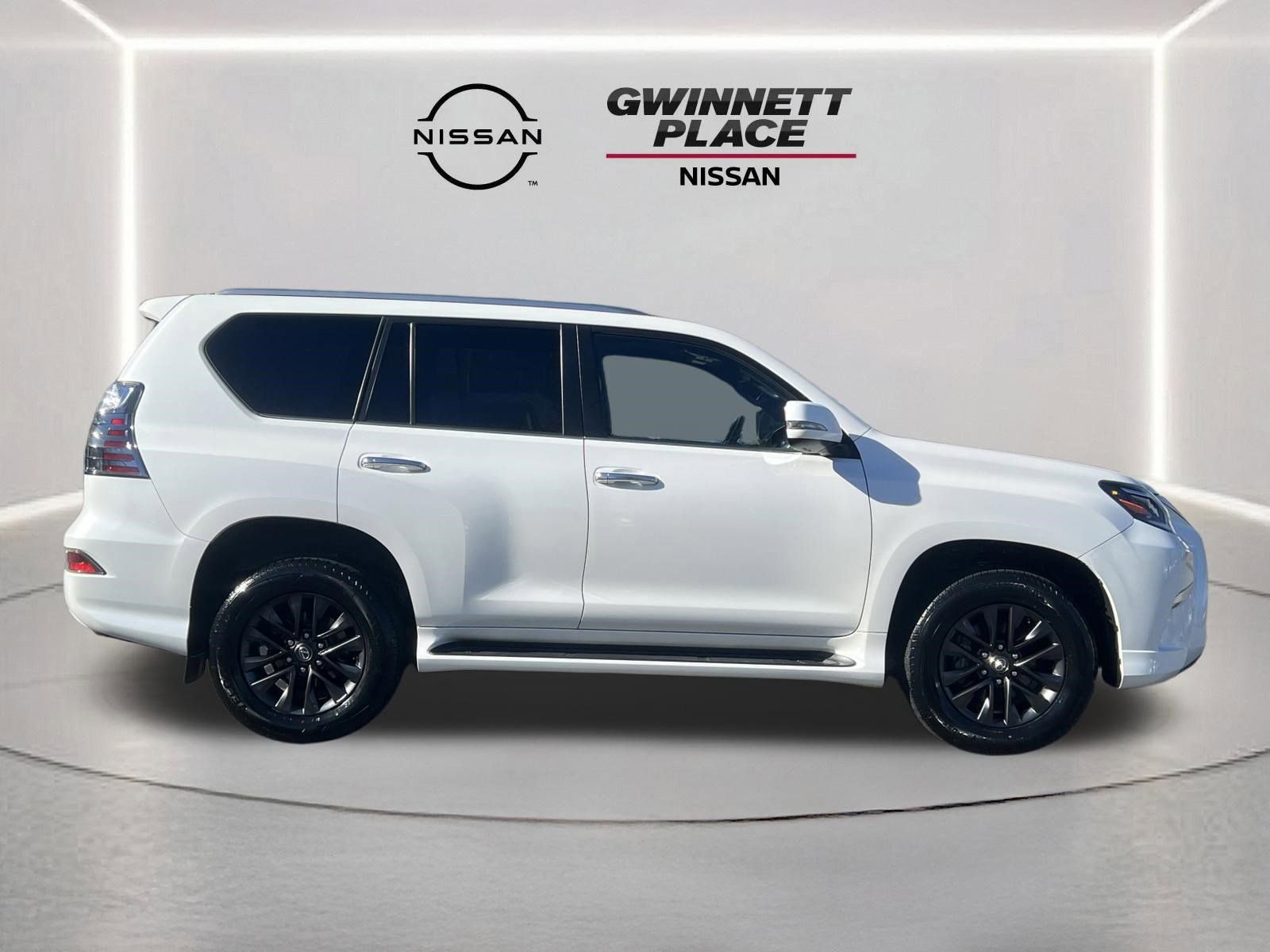 Used 2021 Lexus GX 460 Premium w/ Premium Package image 28