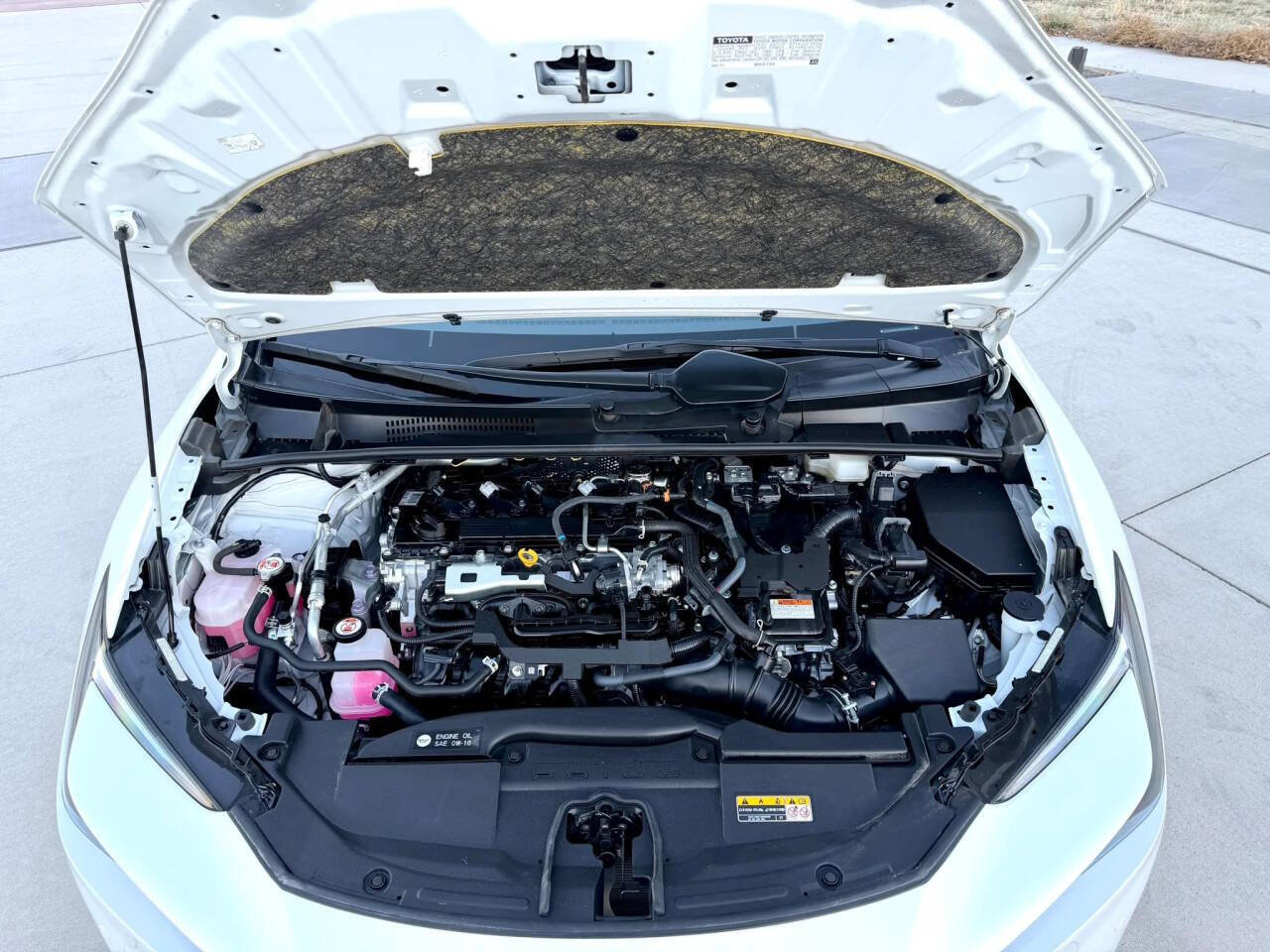 Used 2024 Toyota Prius LE image 11