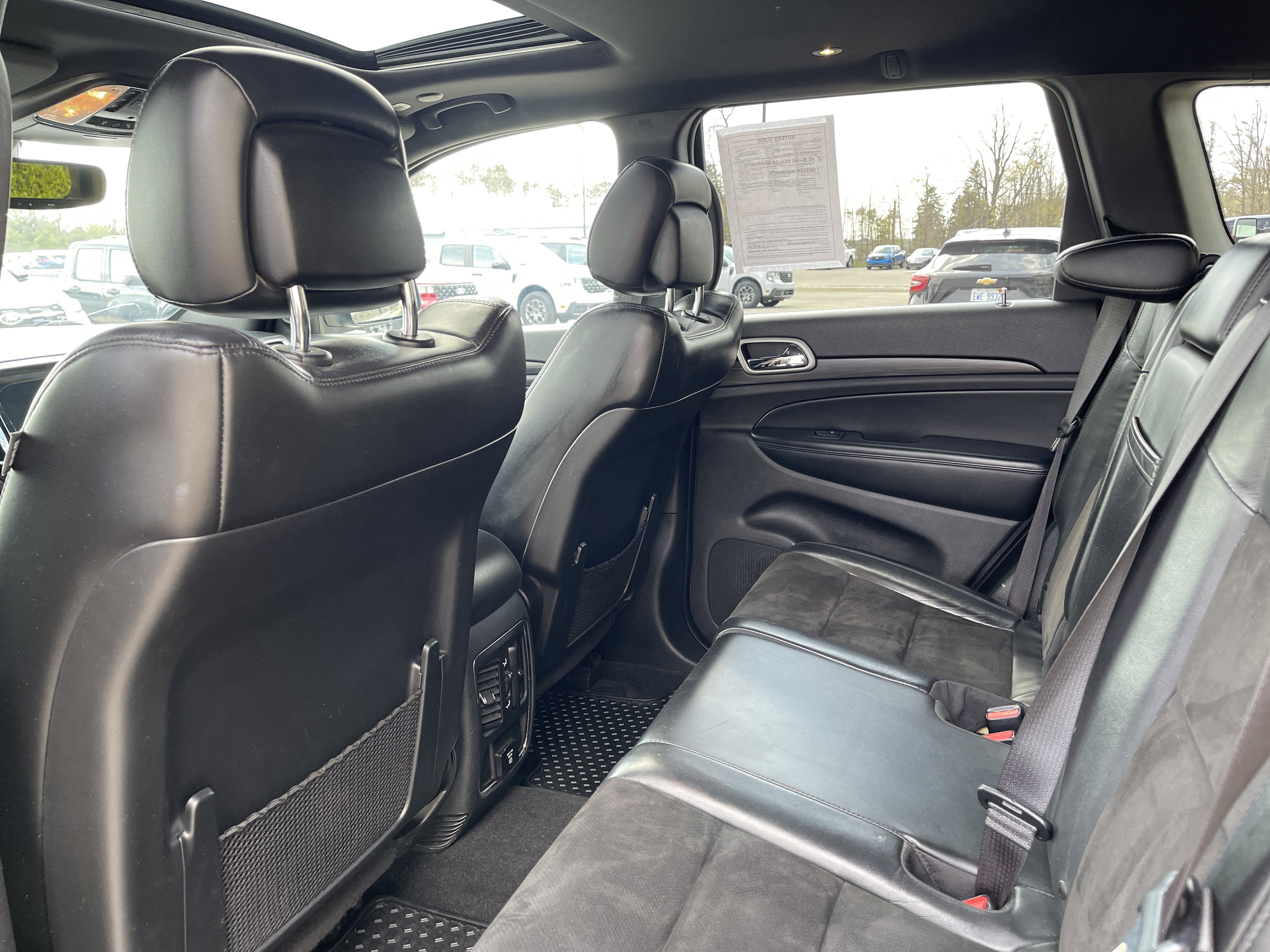 Used 2020 Jeep Grand Cherokee Altitude AWD/4WD image 10